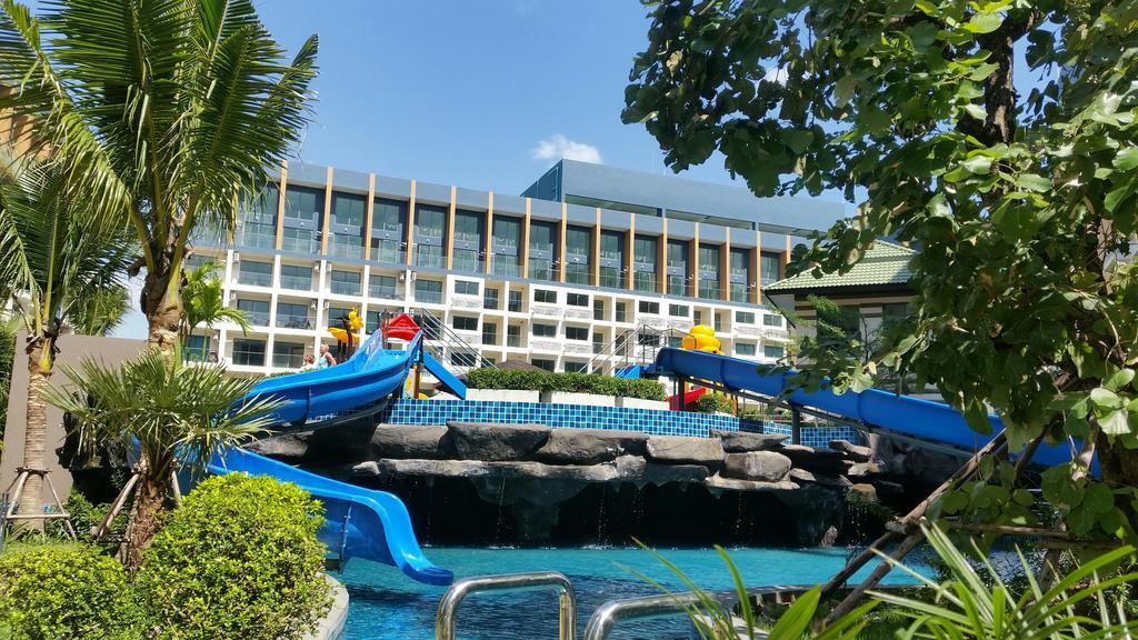 Pool View In Laguna Beach Resort 2 Jomtien Beach Exterior photo